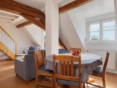 Photo, INSIDE, OUTSIDE