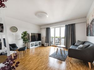 23782385-Ferienwohnung-2-Kreuzlingen-300x225-0