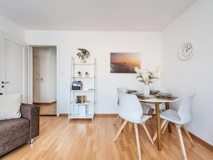 23826921-Ferienwohnung-4-Kreuzlingen-300x225-2