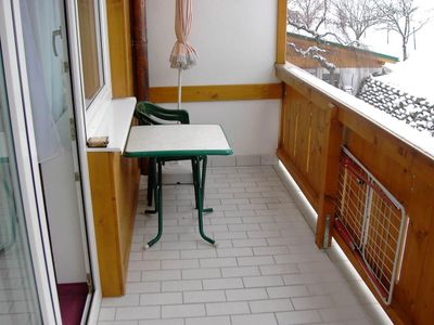 Balkon, teilweise mit Wasserfallblick