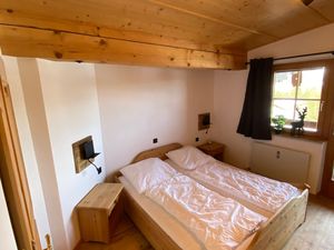 24012847-Ferienwohnung-4-Krimml-300x225-4