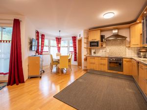 24012883-Ferienwohnung-6-Krimml-300x225-4