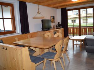 24012809-Ferienwohnung-8-Krimml-300x225-2