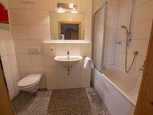 24012821-Ferienwohnung-6-Krimml-300x225-4