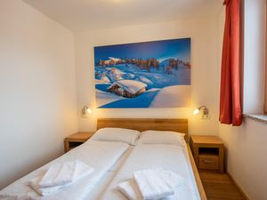 24012834-Ferienwohnung-4-Krimml-300x225-3