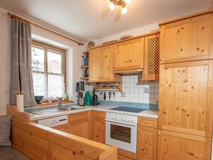 24012877-Ferienwohnung-4-Krimml-300x225-3