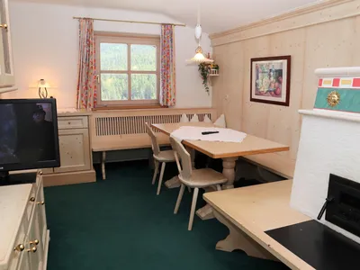 DiningRoom