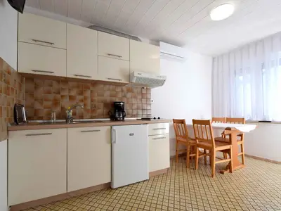 Ferienwohnung für 3 Personen (35 m²) in Krk 5/10