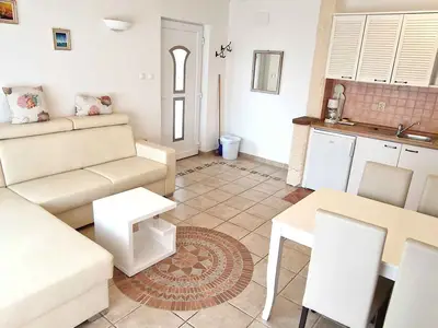Ferienwohnung für 3 Personen (40 m²) in Krk 10/10