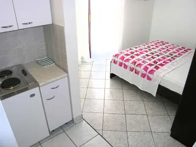 Ferienwohnung für 2 Personen (20 m²) in Krk 9/10