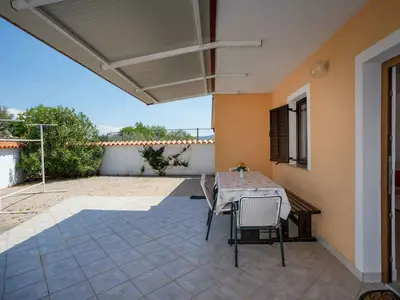 Ferienwohnung für 2 Personen (35 m²) in Krk 3/10