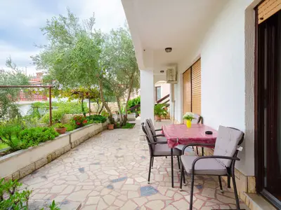 Ferienwohnung für 5 Personen (60 m²) in Krk 8/10