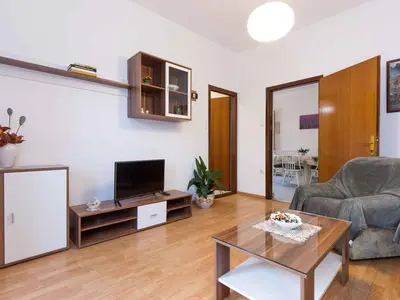 Ferienwohnung für 8 Personen (120 m²) in Krk 6/10