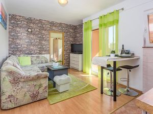 23758167-Ferienwohnung-3-Krk-300x225-2