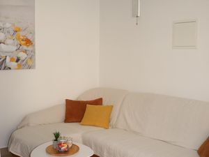 18511169-Ferienwohnung-3-Krk-300x225-2