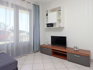 24000412-Ferienwohnung-5-Krk-300x225-2