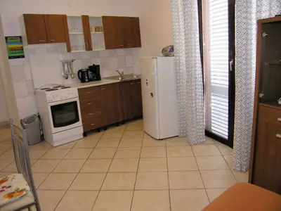 Ferienwohnung für 3 Personen (40 m²) in Krk 8/10