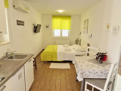 Ferienwohnung für 2 Personen (20 m²) in Krk 10/10