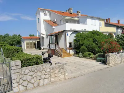 Ferienwohnung für 3 Personen (39 m²) in Krk 1/10