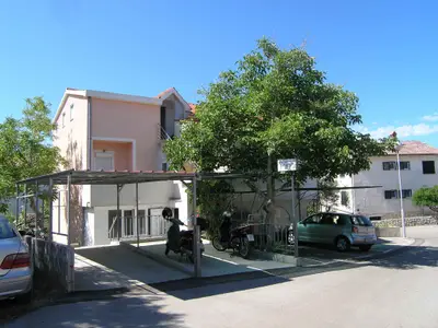 Ferienwohnung für 2 Personen (40 m²) in Krk 8/10