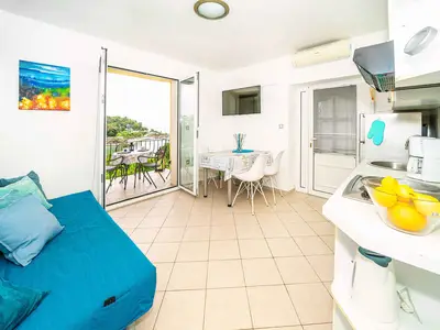 Ferienwohnung für 2 Personen (40 m²) in Krk 9/10