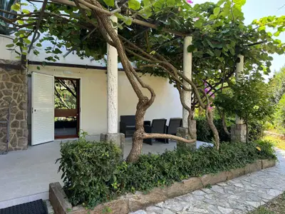 Ferienwohnung für 2 Personen (28 m²) in Krk 1/10