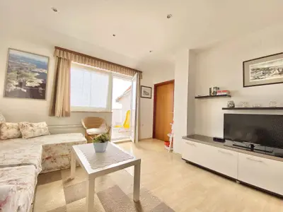 Ferienwohnung für 5 Personen (65 m²) in Krk 1/10