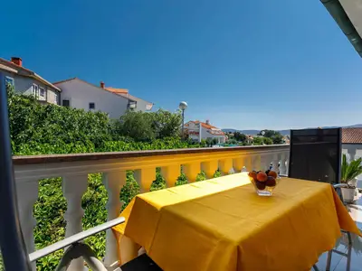 Ferienwohnung für 2 Personen (20 m²) in Krk 1/10