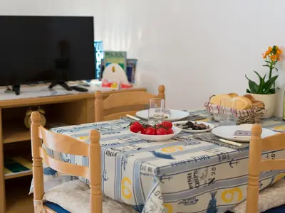 DiningRoom