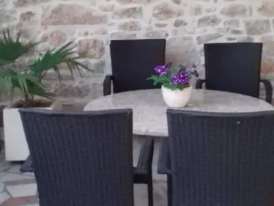 DiningRoom