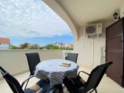 Ferienwohnung für 4 Personen (40 m²) in Krk 3/10