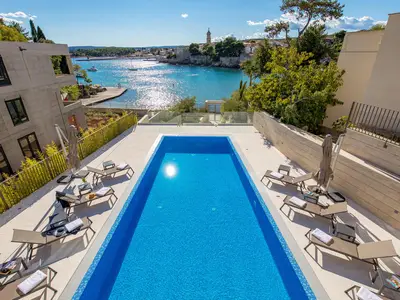 pool