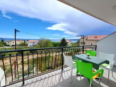 Ferienwohnung für 4 Personen (55 m²) in Krk 1/10