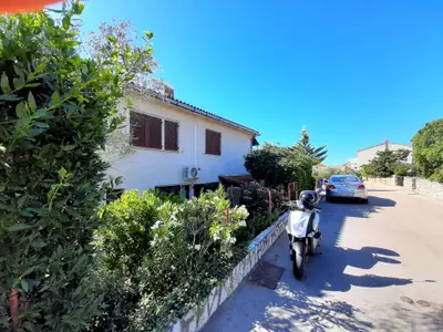 Ferienwohnung für 2 Personen (18 m²) in Krk 3/10