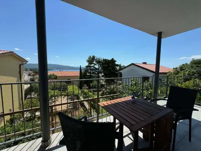 Ferienwohnung für 3 Personen (42 m²) in Krk 1/10