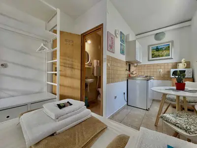 Ferienwohnung für 2 Personen (18 m²) in Krk 8/10