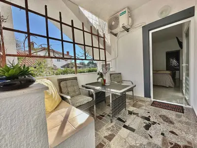 Ferienwohnung für 2 Personen (12 m²) in Krk 1/10