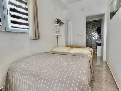 Ferienwohnung für 2 Personen (12 m²) in Krk 10/10