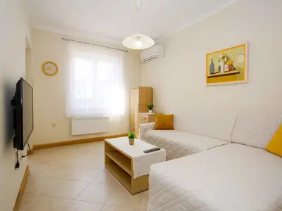 Ferienwohnung für 2 Personen (45 m²) in Krk 10/10