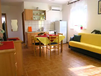 Ferienwohnung für 4 Personen (42 m²) in Krk 3/10