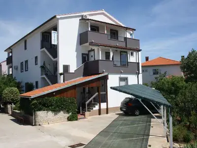 Ferienwohnung für 2 Personen (12 m²) in Krk 3/10