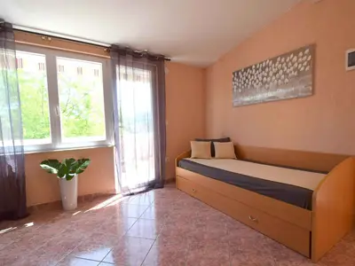 Ferienwohnung für 3 Personen (40 m²) in Krk 8/10