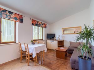 23934391-Ferienwohnung-5-Krnica-300x225-1