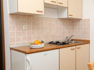 23934391-Ferienwohnung-5-Krnica-300x225-3