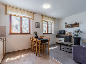 18555436-Ferienwohnung-4-Krnica-300x225-3