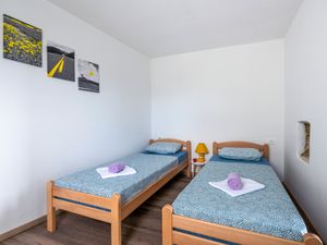 23867802-Ferienwohnung-6-Krnica-300x225-2