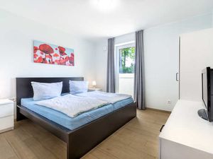 23075219-Ferienwohnung-5-Kröpelin-300x225-4