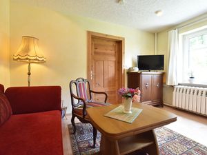 21472709-Ferienwohnung-6-Kröpelin-300x225-5