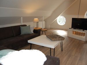 23885090-Ferienwohnung-5-Krummhörn-300x225-0