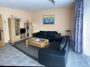 23824798-Ferienwohnung-4-Krummhörn-300x225-1